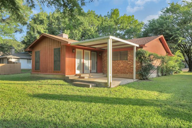 4032 Shadow Cir, House other with 3 bedrooms, 2 bathrooms and null parking in Denison TX | Image 7