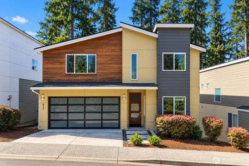 837 206th Ave Ne, Sammamish, WA, 98074-6651 | Card Image