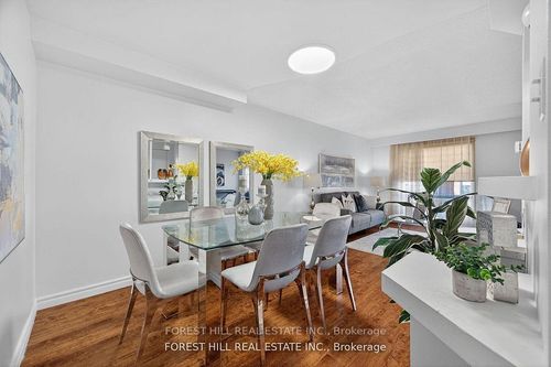 38 Carnival Crt, North York, ON, M2R3T8 | Card Image