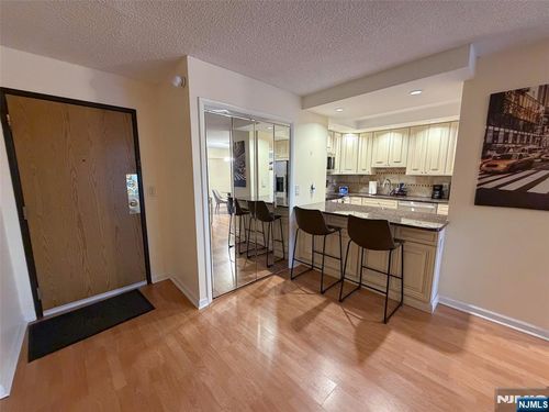 10 N Wood, Linden, NJ, 07036 | Card Image