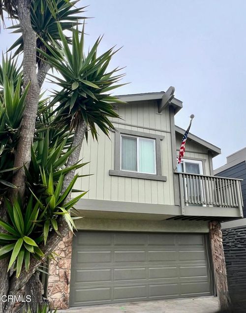276 Highland Dr, Oxnard, CA, 93035-4411 | Card Image