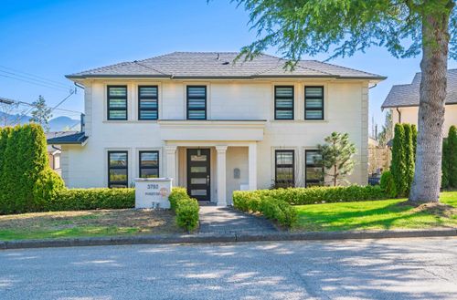 3792 Puget Dr, Vancouver, BC, V6L2V1 | Card Image