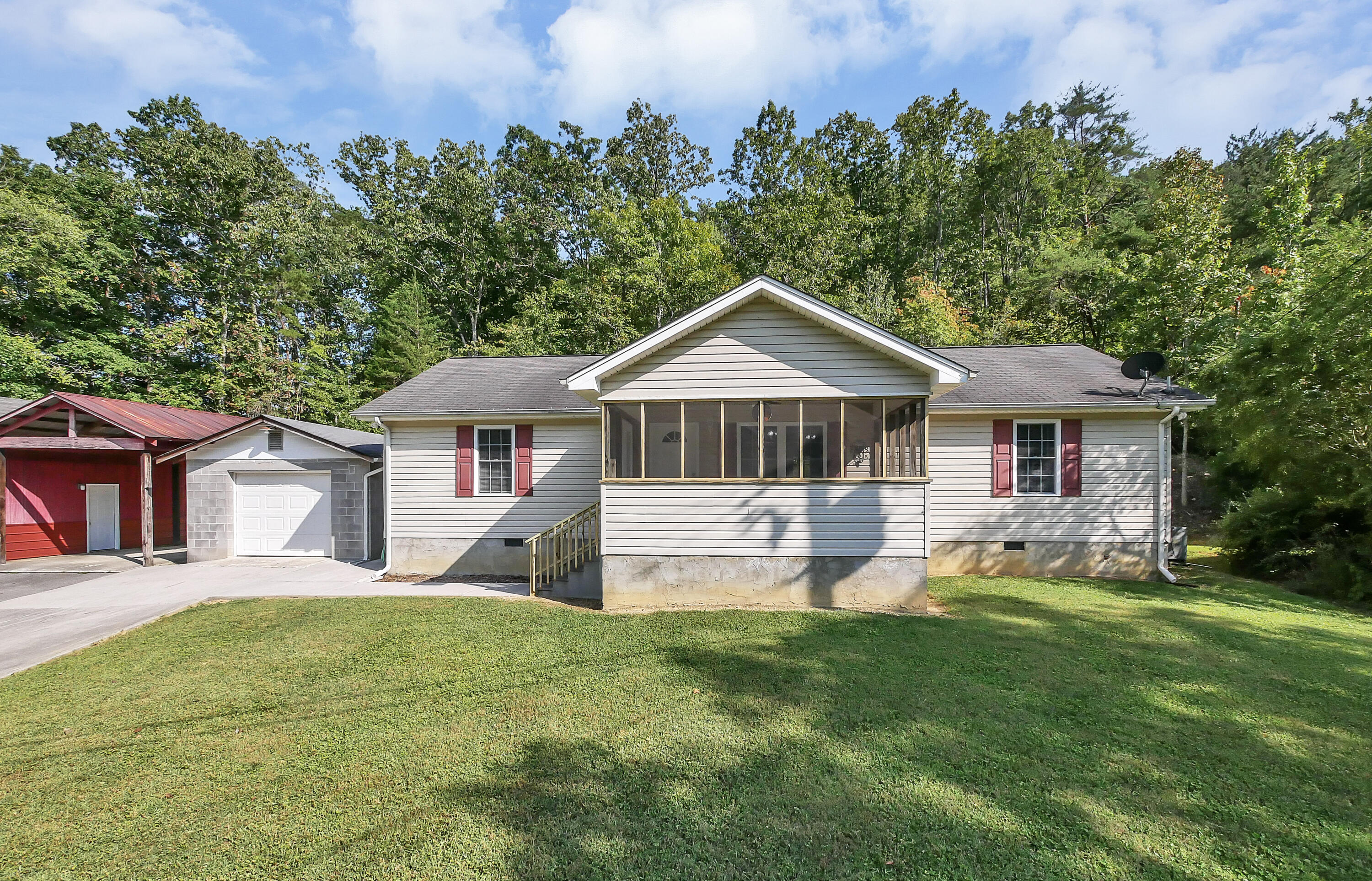 Page Ave, Trenton, GA 30752