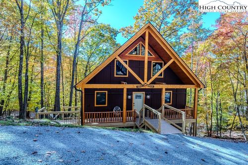 207 Jackpine Road, Beech Mountain, NC, 28604 | Card Image