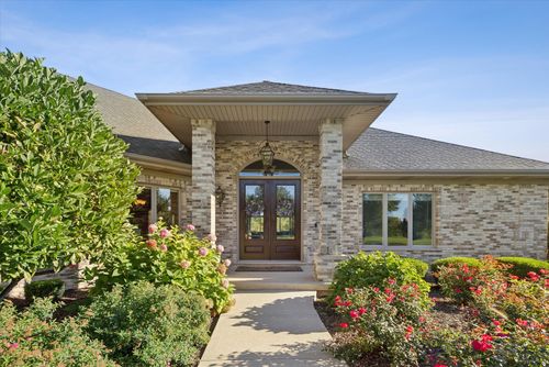 25860 W Prairie Hill Ln, Plainfield, IL, 60585-5702 | Card Image
