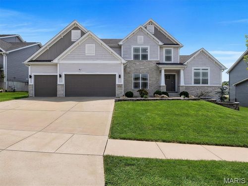 502 Leaning Woods St, Saint Charles, MO, 63301-4532 | Card Image