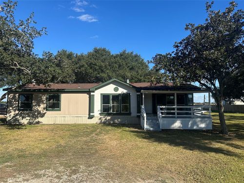 536 Sabine St, Wallis, TX, 77485-3002 | Card Image