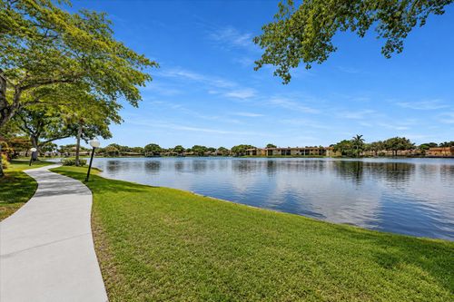 412-412 Briarwood Cir, Hollywood, FL, 33024-1390 | Card Image