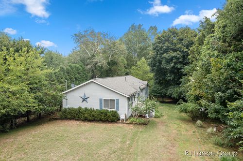 1007 Orchard Ave, South Haven, MI, 49090-9537 | Card Image