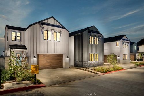 18021 Hazel Ct, Fountain Valley, CA, 92708-5547 | Card Image