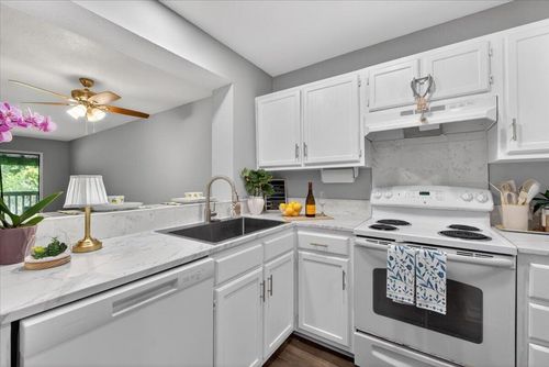 1h-1530 Fort Johnson Rd, Charleston, SC, 29412-8857 | Card Image