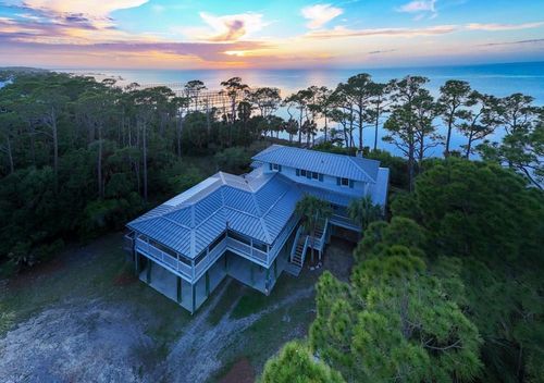 2039 Sand Dollar Trl, Saint George Island, FL, 32328-2132 | Card Image
