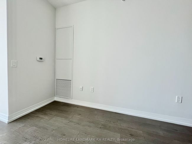 1118 - 251 Jarvis St, Condo with 2 bedrooms, 1 bathrooms and null parking in Toronto ON | Image 8