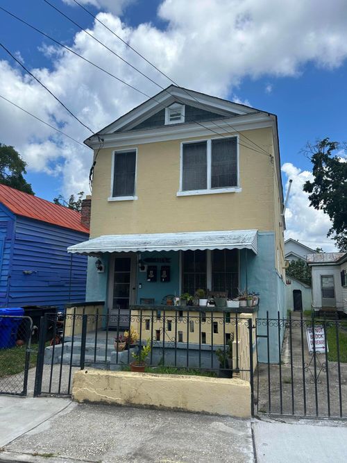 462 3/4 Race St, Charleston, SC, 29403-4672 | Card Image