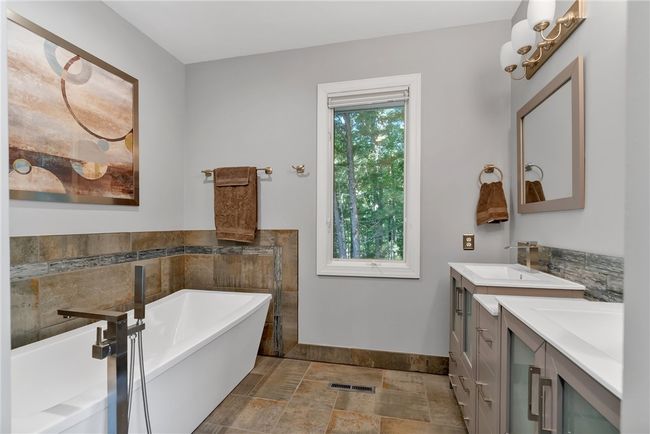 24 Lighthouse Way Dr, House other with 4 bedrooms, 5 bathrooms and null parking in Salem SC | Image 22