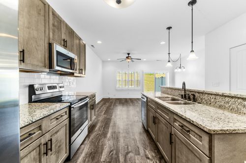 2215 Drone Way, Columbia, TN, 38401-2959 | Card Image