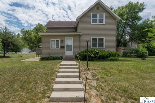 512 E Prince St, Lake Crystal, MN, 56055-2046 | Card Image