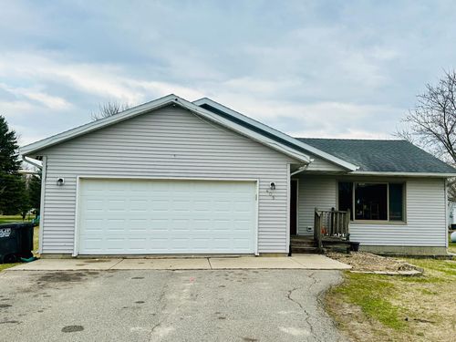 405 Baer Cir, Pemberton, MN, 56078-2231 | Card Image