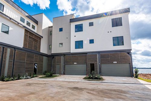 4403 Davis Ln, Seabrook, TX, 77586 | Card Image