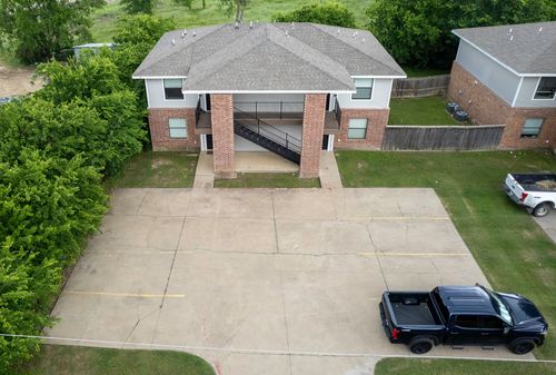 852 W Vanderbilt St, Stephenville, TX, 76401-3361 | Card Image