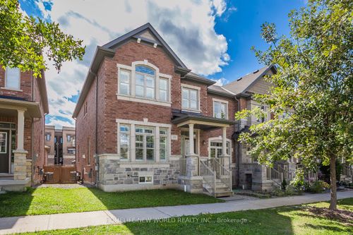39 Cherna Ave, Markham, ON, L6C0X5 | Card Image