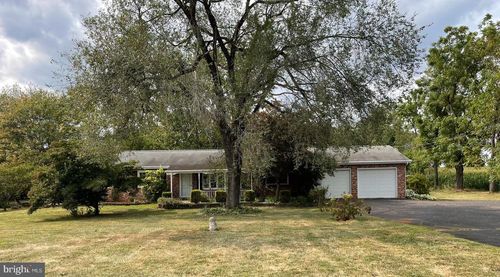 450 Plunkert Rd, Littlestown, PA, 17340-9642 | Card Image