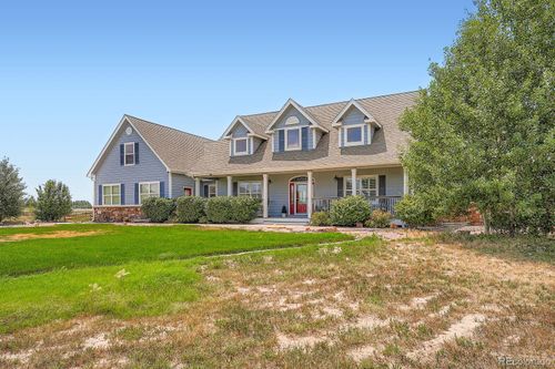 705 Antelope Dr W, Bennett, CO, 80102-8696 | Card Image