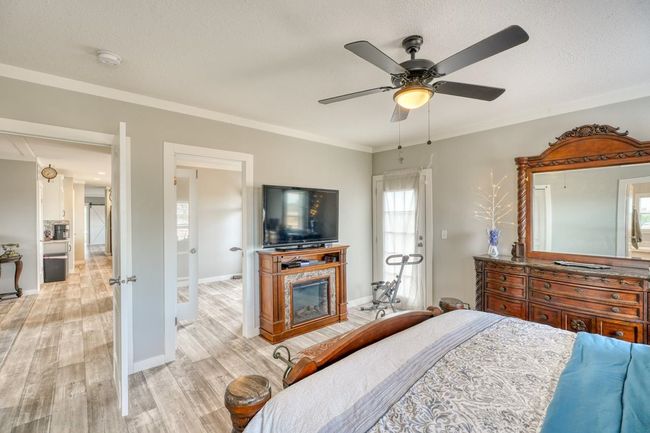 101 Samuel Dr, House other with 4 bedrooms, 3 bathrooms and null parking in Bertram TX | Image 21