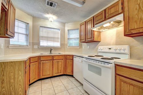 6751 Silver Sage Dr, Fort Worth, TX, 76137-1840 | Card Image