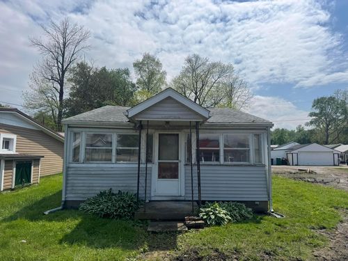 4956 Island Dr Ne, Thornville, OH, 43076-8137 | Card Image