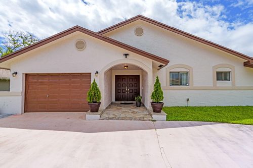 10218 Nw 71st Pl, Tamarac, FL, 33321-2204 | Card Image