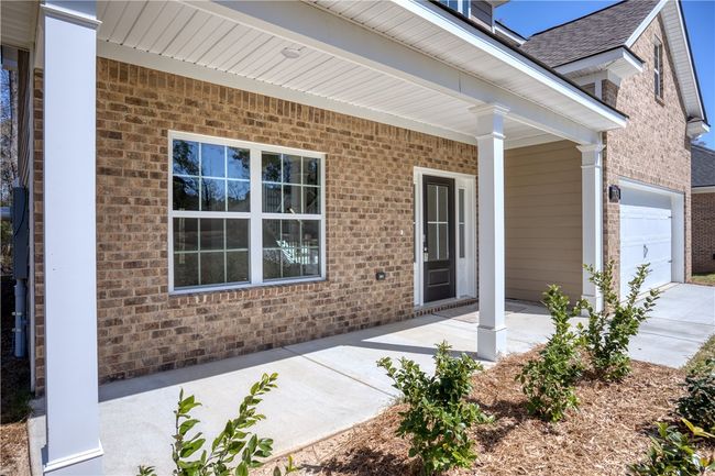 165 Meadowlark Dr, Home with 4 bedrooms, 3 bathrooms and null parking in SMITHS STATION AL | Image 5