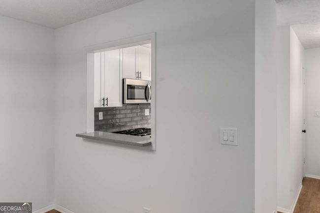 1003 Cumberland Ct Se, Condo with 2 bedrooms, 1 bathrooms and 2 parking in Smyrna GA | Image 9