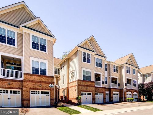 unit-109-20385 Belmont Park Ter, ASHBURN, VA, 20147-7027 | Card Image
