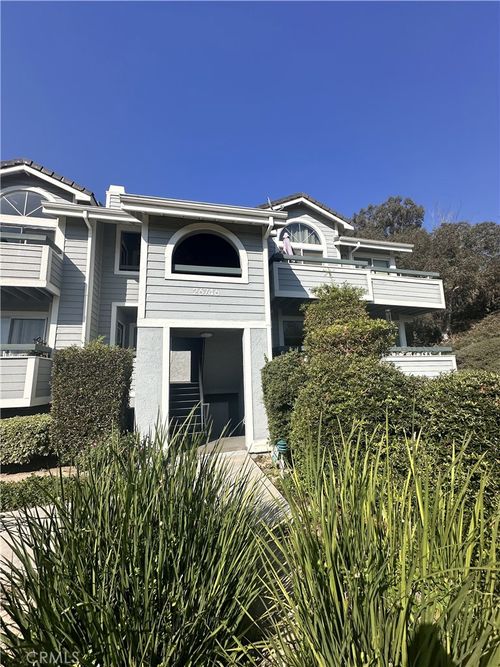 464-26746 Claudette St, Canyon Country, CA, 91351-4850 | Card Image