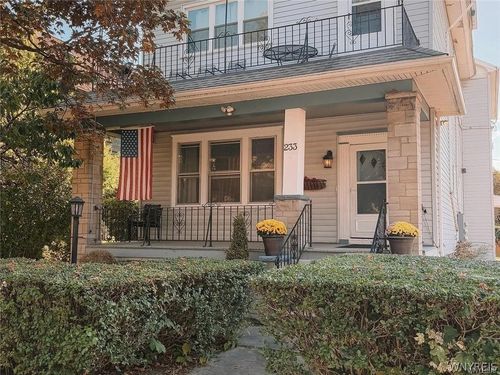 3-233 Pennsylvania St, Buffalo, NY, 14201-1715 | Card Image