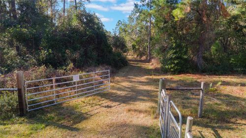 720 Purvis Rd, SEVILLE, FL, 32190-7865 | Card Image