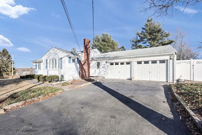 30 Irving Dr, House other with 3 bedrooms, 1 bathrooms and 6 parking in Walpole MA | Image 39