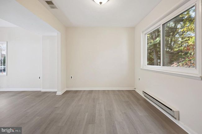 2281 Emerald Heights Ct, Townhouse with 3 bedrooms, 3 bathrooms and null parking in RESTON VA | Image 5