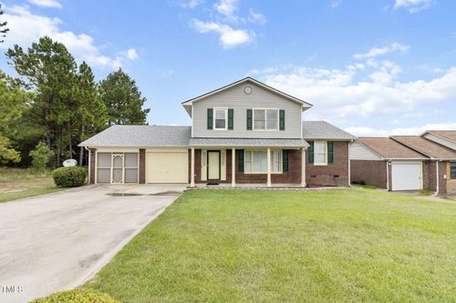 817 Issac Dock Dr, Fayetteville, NC, 28314-8904 | Card Image