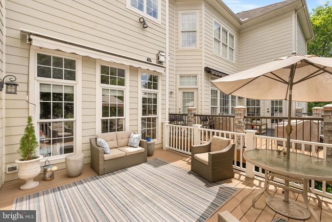 19101 Icehouse Ter, Townhouse with 3 bedrooms, 4 bathrooms and null parking in Lansdowne VA | Image 27