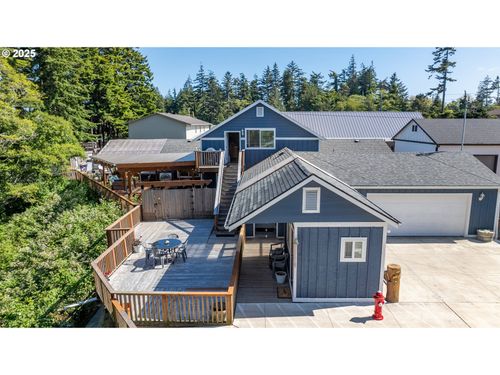 1935 17th St, North Bend, OR, 97459-2210 | Card Image