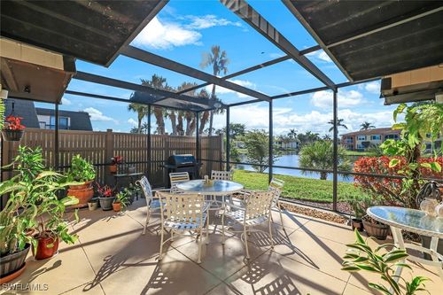 128 Lake Point Ln, NAPLES, FL, 34112-7043 | Card Image