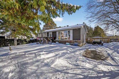 73 Adelaide St, Cardinal, ON, K0E1E0 | Card Image