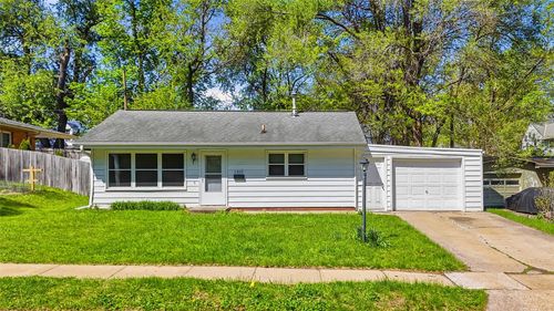 1317 Franklin St, Iowa City, IA, 52240-2708 | Card Image