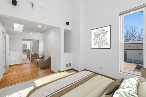 23 W Algonquin Rd, Des Plaines, IL, 60016-6034 | Card Image