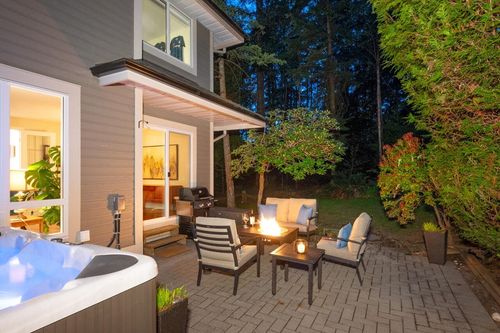 1-181 Ravine Dr, Port Moody, BC, V3H4T3 | Card Image
