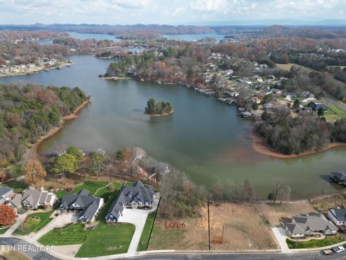 138 Kanutsu Ln S, Loudon, TN, 37774-3446 | Card Image