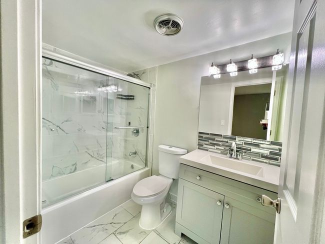 APT-116 - 802 E Old Willow Rd, Condo with 3 bedrooms, 2 bathrooms and null parking in Prospect Heights IL | Image 16