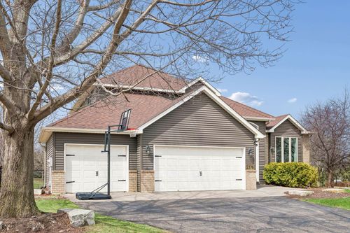 2378 Manuela Dr, Chaska, MN, 55318-1290 | Card Image
